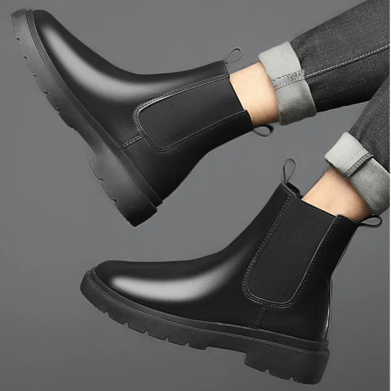 Bota Masculina Chelsea em Couro Ferrutini FRT244