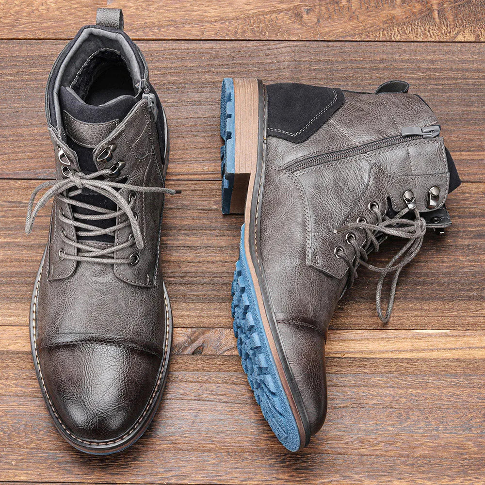 Bota Masculina em Couro Ferrutini FRT242