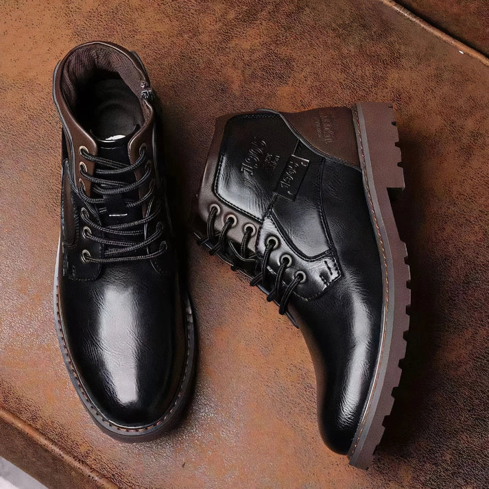 Bota Masculina em Couro Ferrutini FRT257