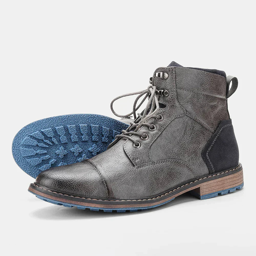 Bota Masculina em Couro Ferrutini FRT242