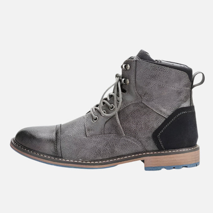 Bota Masculina em Couro Ferrutini FRT242
