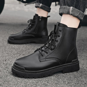 Bota Masculina em Couro Ferrutini FRT245