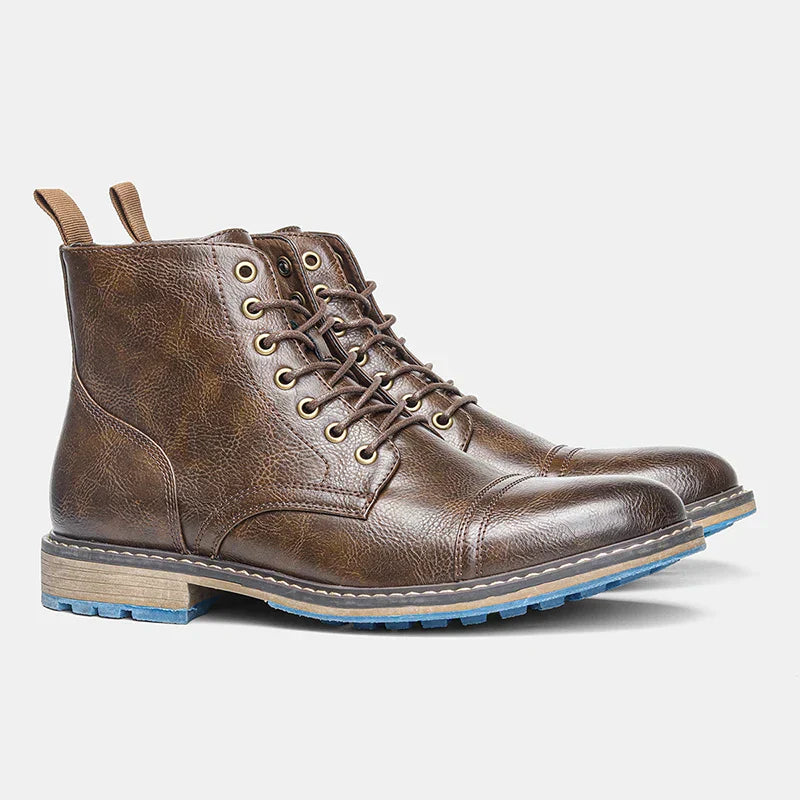 Bota Masculina em Couro Ferrutini FRT242
